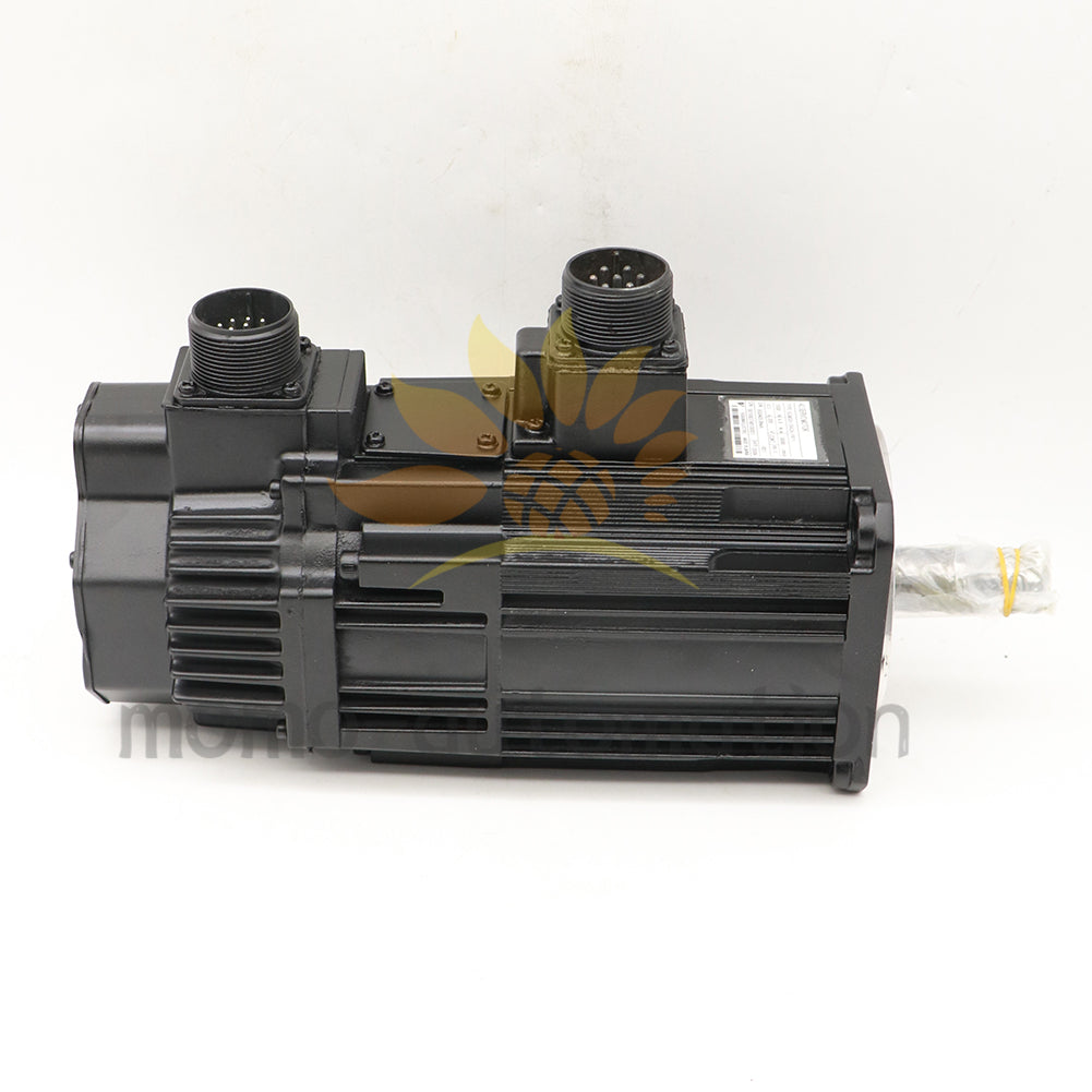 1PCS YASKAWA SERVO MOTOR SGMSS-15A2A-YR11 SGMSS15A2AYR11 #MO