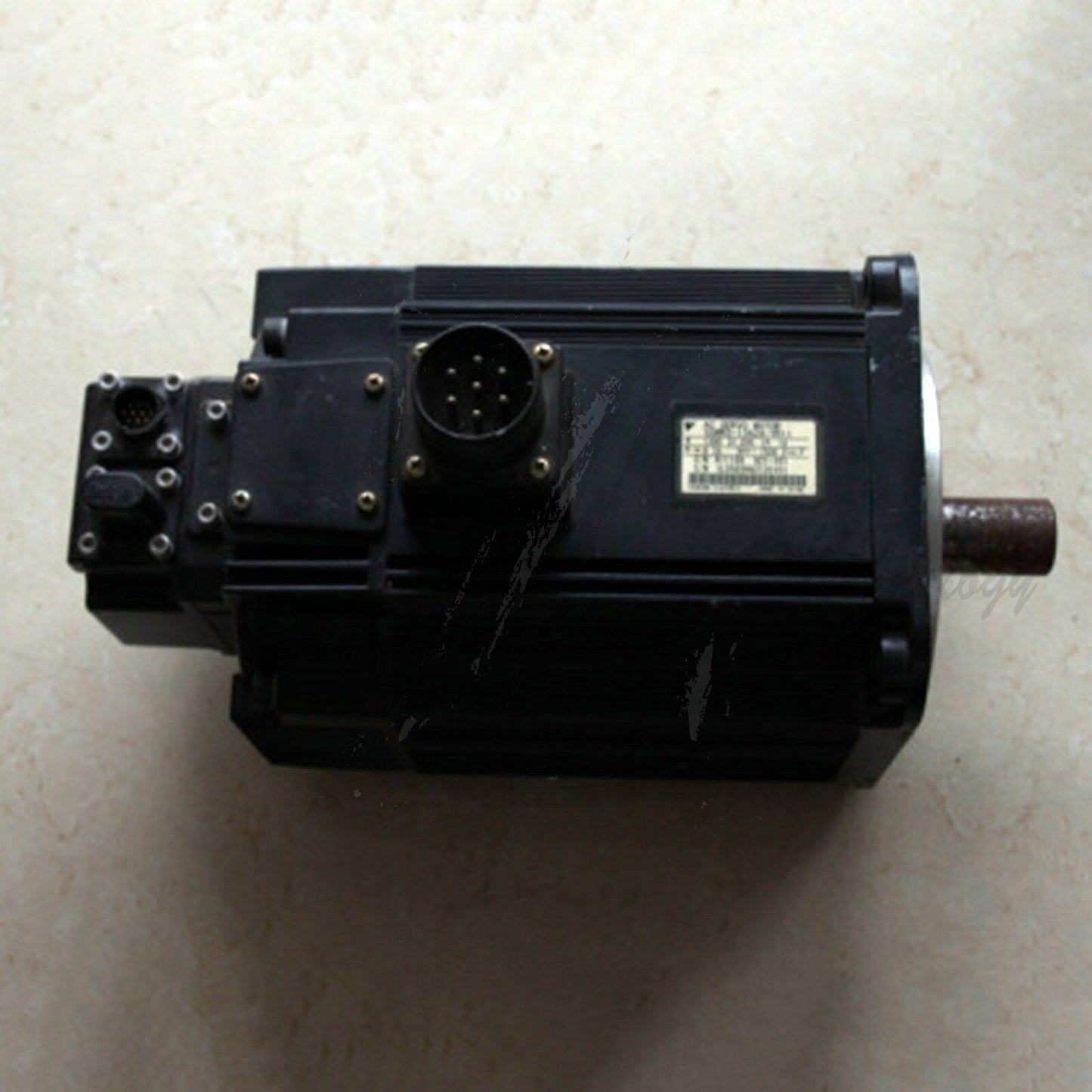 1PC Used Yaskawa SGMRS-13A2A-YR11 Servo Motor Tested In Good Condition - YASKAWA