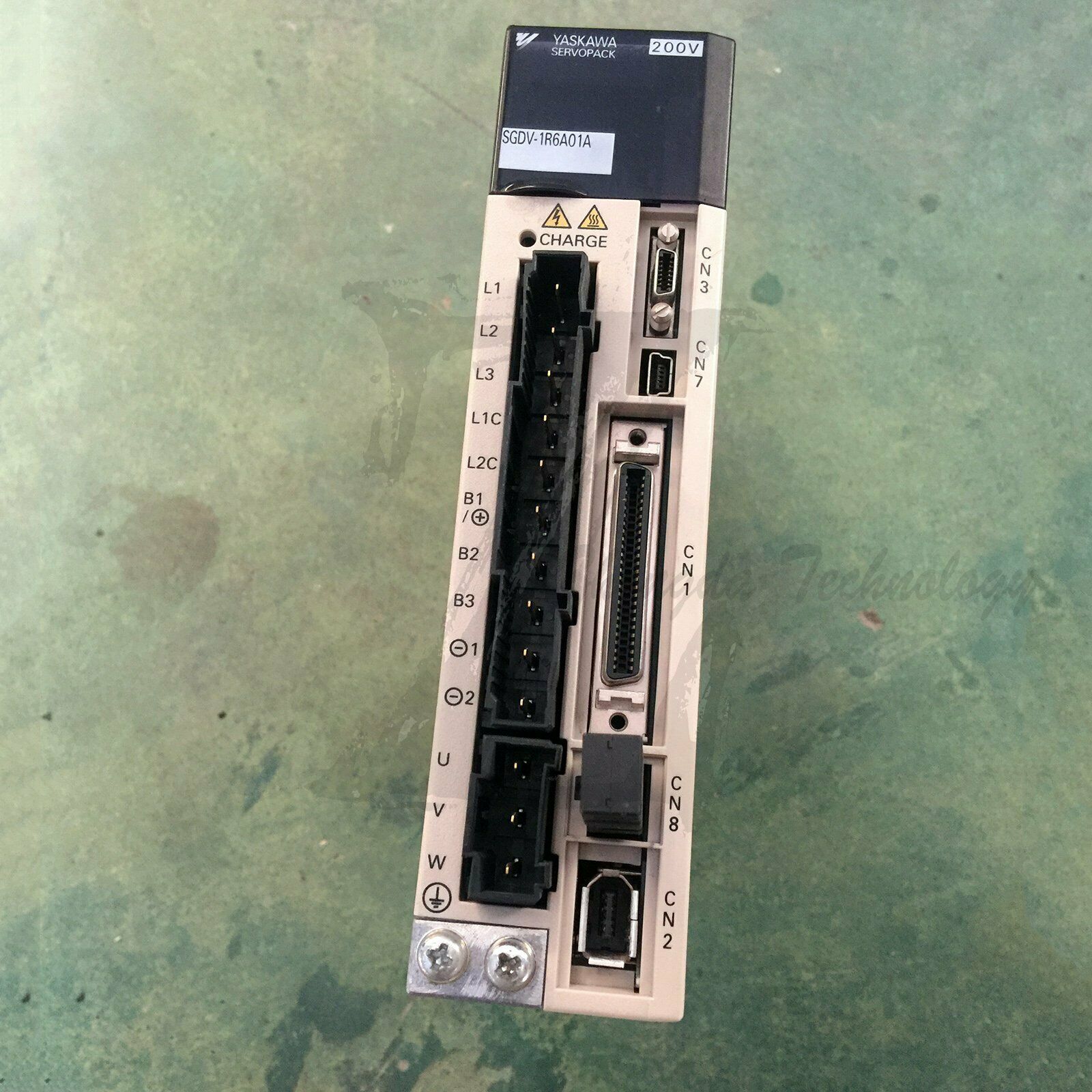 1PC Used Yaskawa Servo Driver SGDV-1R6A01A Tested In Good Condition - YASKAWA