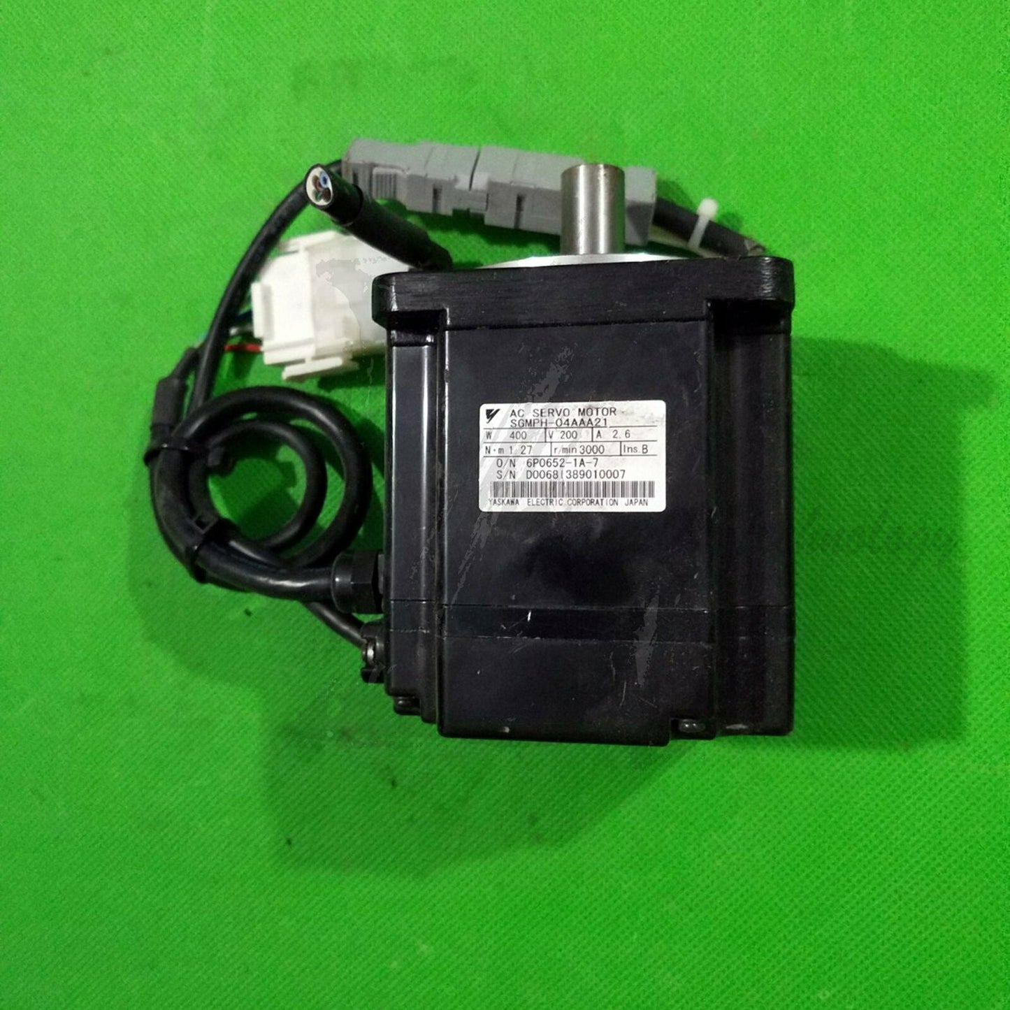 1PC Used Yaskawa Servo Motor SGMPH-04AAA21 Tested In Good Condition - YASKAWA