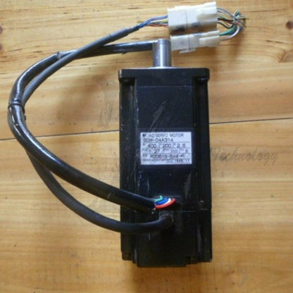 1PC Used Yaskawa servo motor SGM-04A314 Tested In Good Condition - YASKAWA