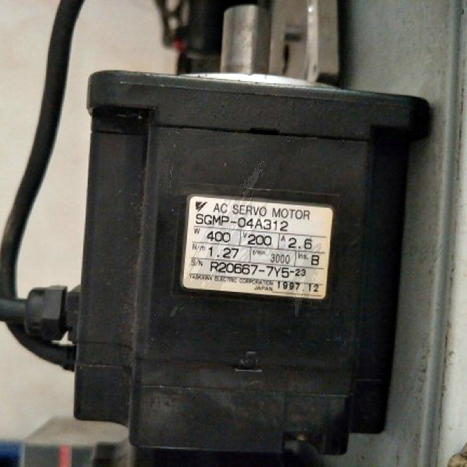 1PC Used Yaskawa servo motor SGMP-04A312 Tested In Good Condition - YASKAWA