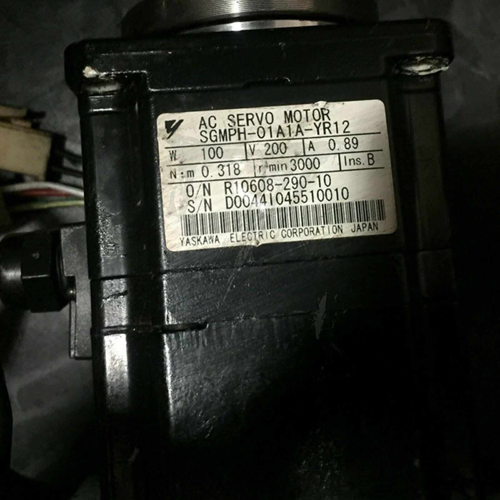 1PC Used Yaskawa servo motor SGMPH-01A1A-YR12 Tested In Good Condition - YASKAWA
