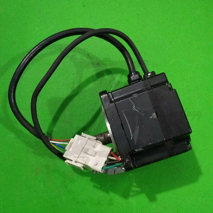 1PC Used Yaskawa servo motor SGMPH-02AAA21 Tested In Good Condition - YASKAWA
