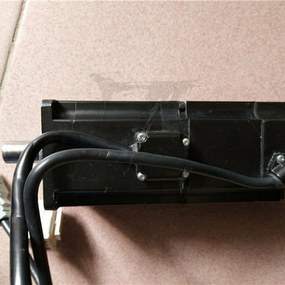 1PC Used Yaskawa servo motors SGMJV-04ADE6E 400W Tested In Good Condition - YASKAWA