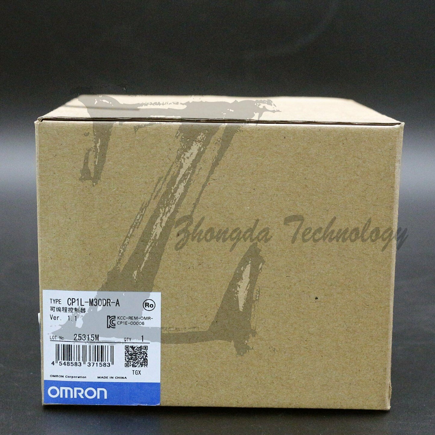 1pcs new in box omron plc cp1l-m30dr-a cp1lm30dra - OMRON