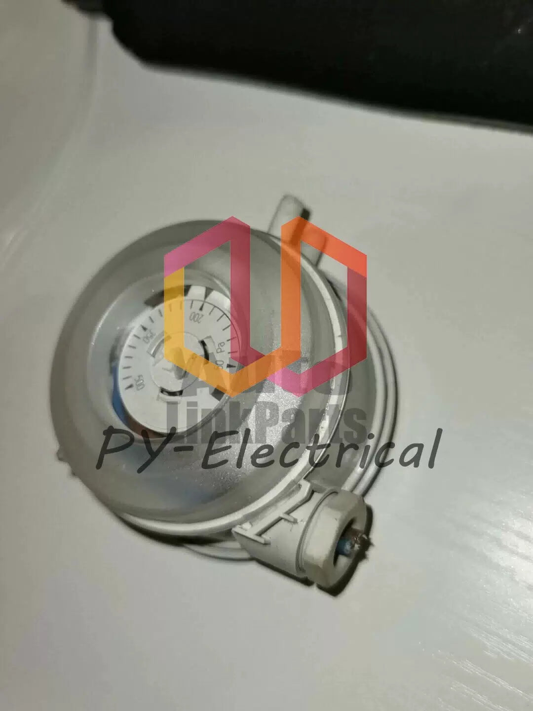 1PCS 604.9110030 pressure switch [3]