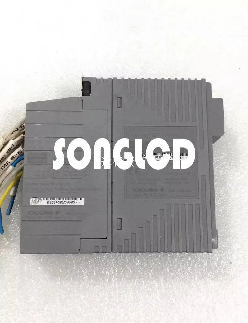 1PCS ASD143-P00 PW482-10 Connector Module - SCHNEIDER ELECTRIC [1]