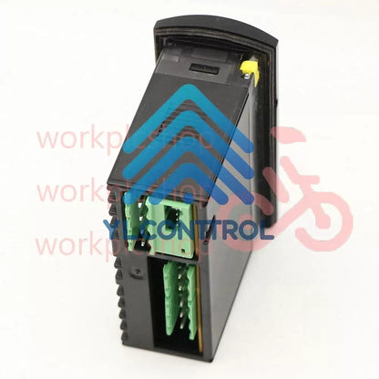 1PCS CAREL PJEZS0H100 TEMPERATURE CONTROLLER #US [3]