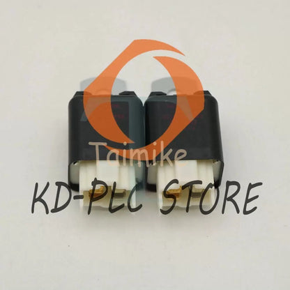 1PCS DENSO 056700-8170 24VDC Automotive Relay 4pins [2]