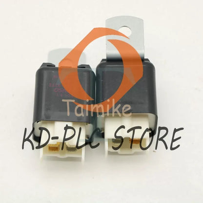 1PCS DENSO 056700-8170 24VDC Automotive Relay 4pins [7]