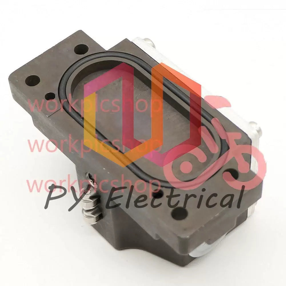 1PCS FOR EUCHNER Machine Limit Switch GSBF02R12-502-MC1806 094147 #US [8]