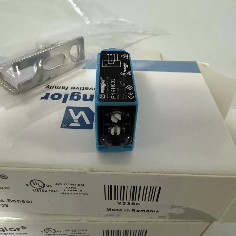 1PCS For WENGLOR Laser Ranging Sensor P1KH002 / P1KH002 [2]