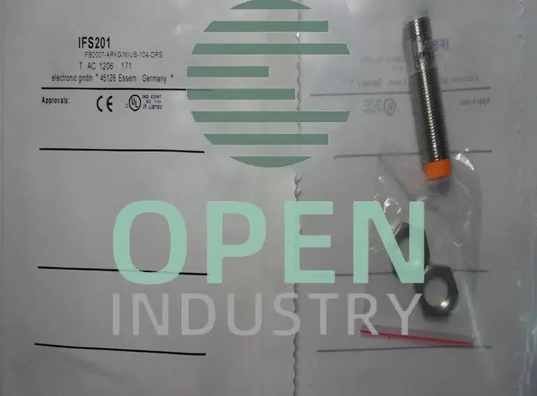 1PCS IFM IFS201 Proximity Switch [2]