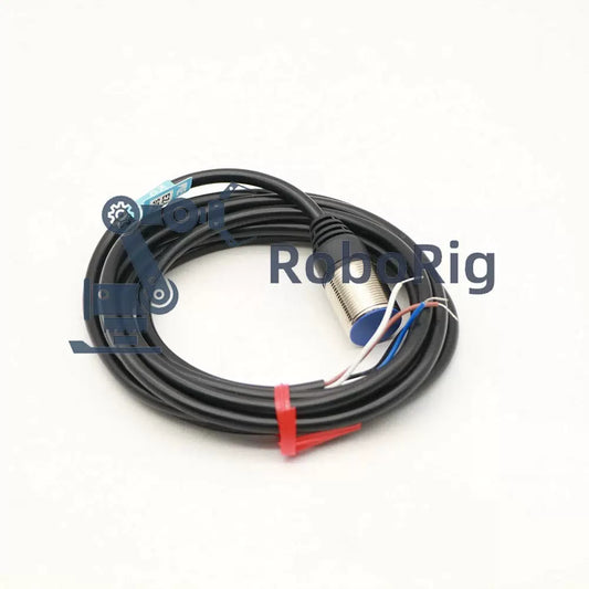 1PCS KEYENCE EZ-18M EZ18M Proximity Switch Sensor [2]