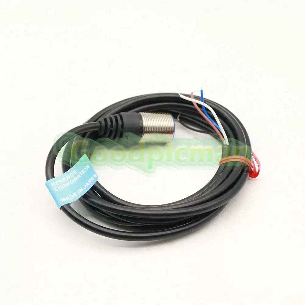 1PCS KEYENCE EZ-18M proximity sensor [4]