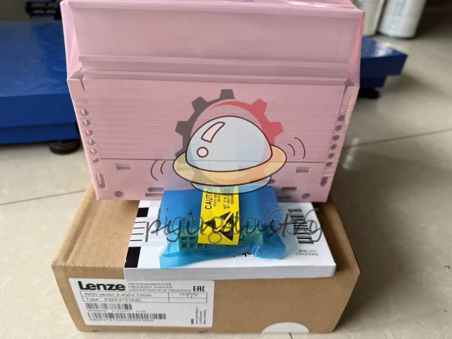 1PCS LENZE E82EV751K4C E82EV751_4C SERVO INVERTER Fast delivery [3]