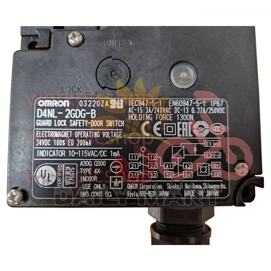 1PCS OMRON D4NL-2GDG-B Locking Safety Door Switch [2]