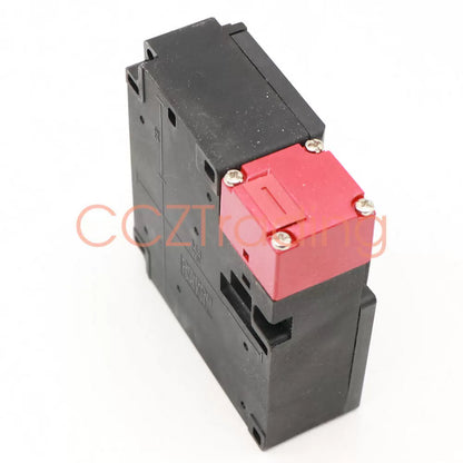 1PCS OMRON D4NL-2GDG-B Locking Safety Door Switch #CC [7]