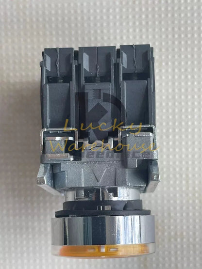 1PCS Schneider XB4BW35B5 Button switch [3]
