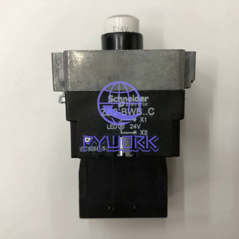 1PCS ZB2BWB11C 24V 1NO button Schneider [1]