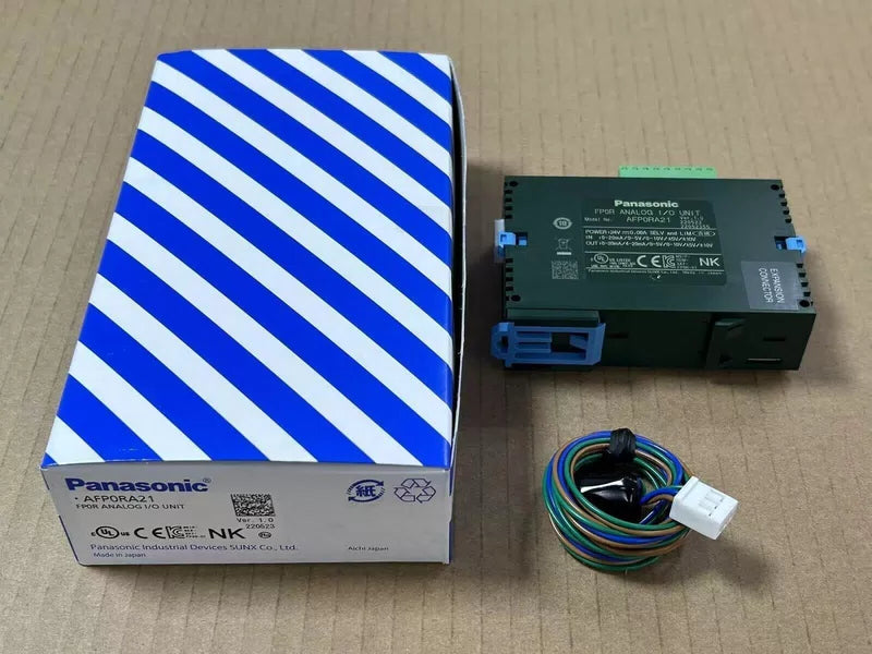 1PC AFP0RA21 FP0R-A21 analog module [2]