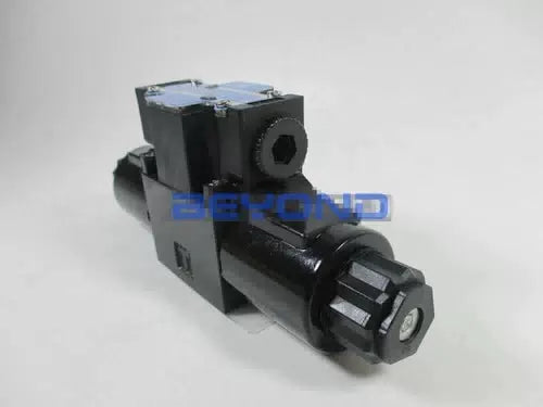 1PC FOR Northman electromagnetic reversing valve SWH-G02-C4-D24-10 [2]