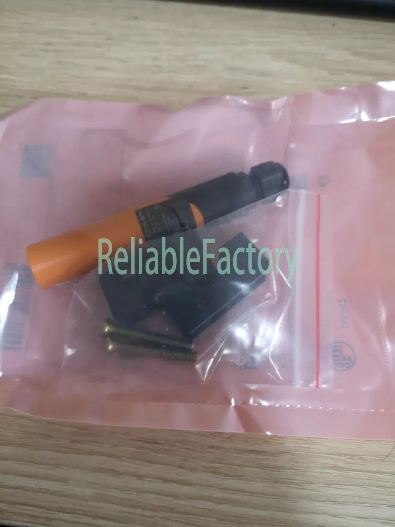 1PC IFM IA5062 inductive sensor [2]