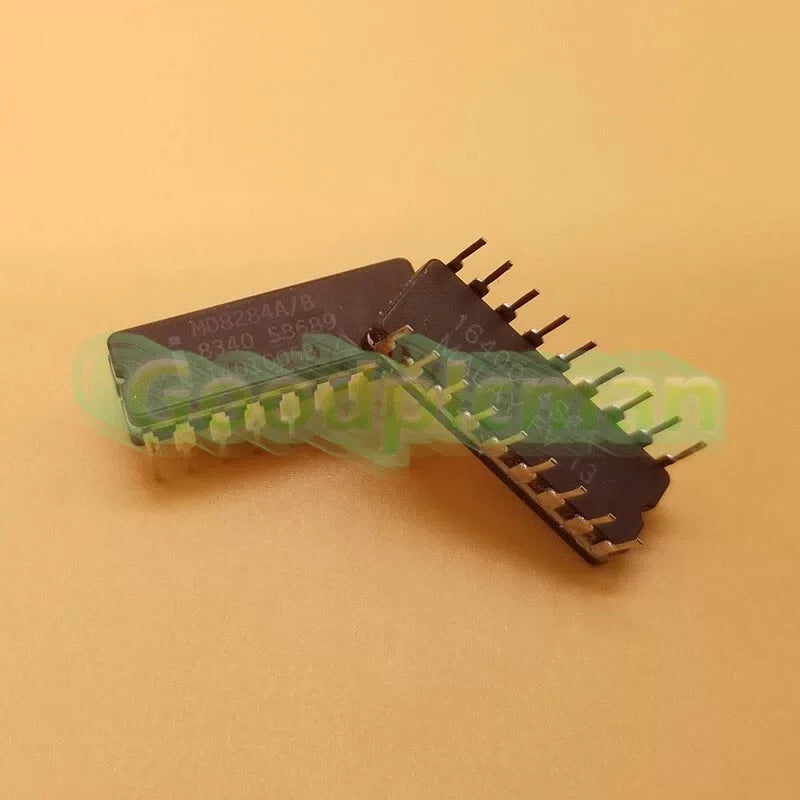 1PC MD8284A/B INTEL MD8284 Clock Generator for 8086 8088 MPU CDIP18 [2]