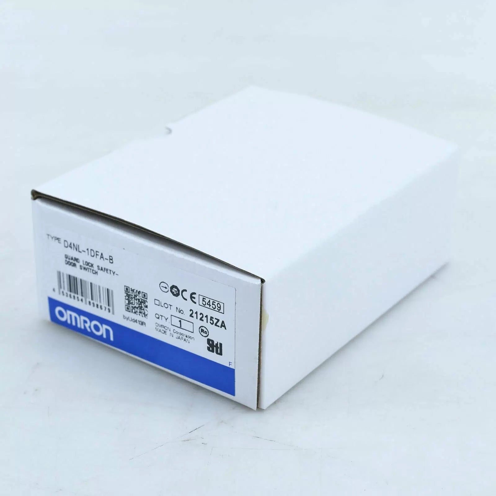 1PC OMRON D4NL-1DFA-B Guard Lock Safety-Door Switch US Free TAX #I [2]