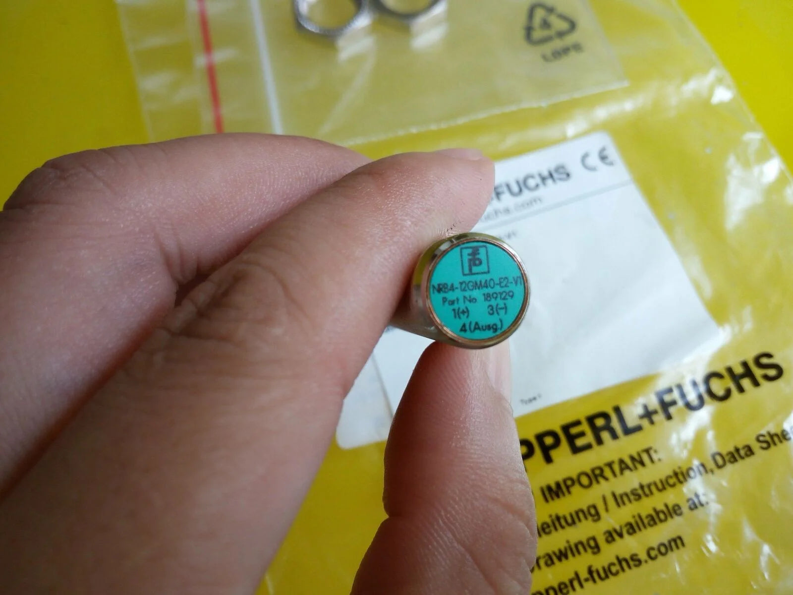 1PC Pepperl+Fuchs Proximity Switch NRB4-12GM40-E2-V1 Fast Ship - PEPPERL+FUCHS [4]