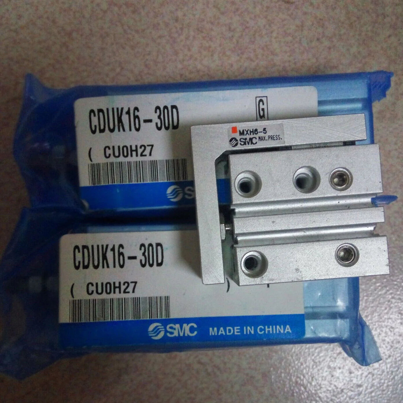 1PC SMC CDUK16-30D Cylinder Installation - SMC [4]