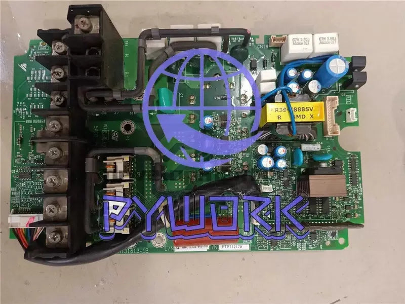 1Pcs A1000 ETP712170 YASKAWA Driver Board [1]