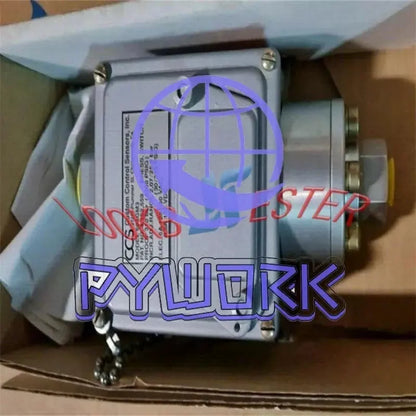 1Pcs CCS 604GM3 pressure switch [2]