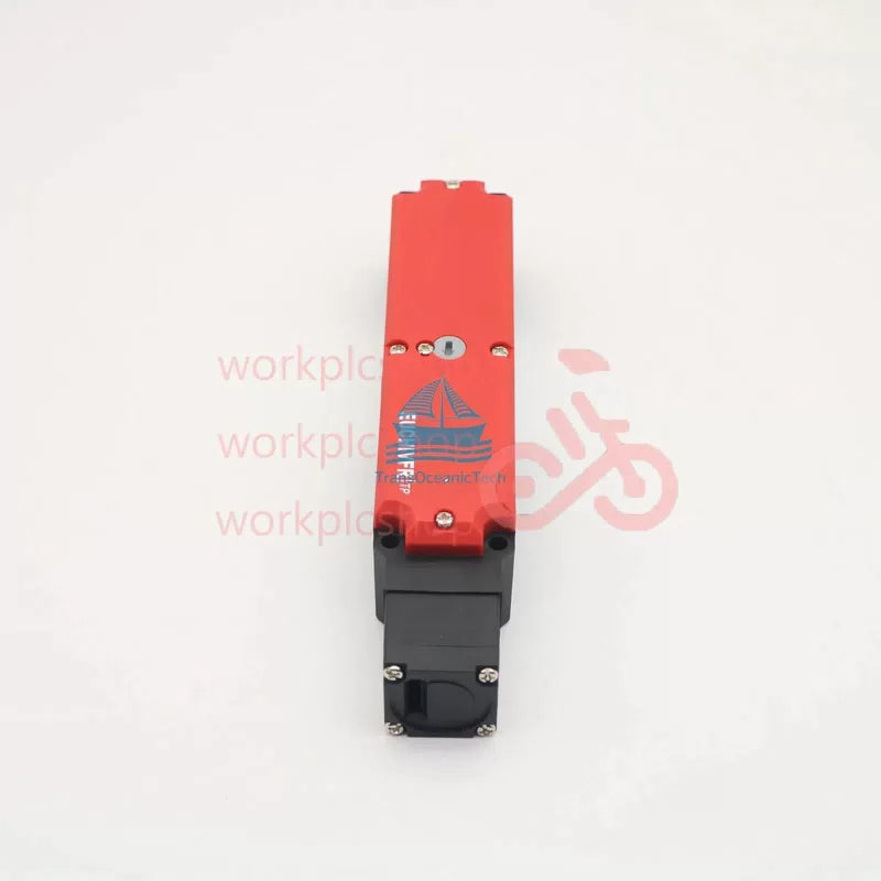 1Pcs EUCHIVFR TP3-2131A024M safety switch [2]