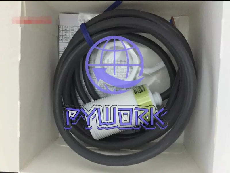 1Pcs OMRON Proximity switch E2FQ-X5Y1 [1]