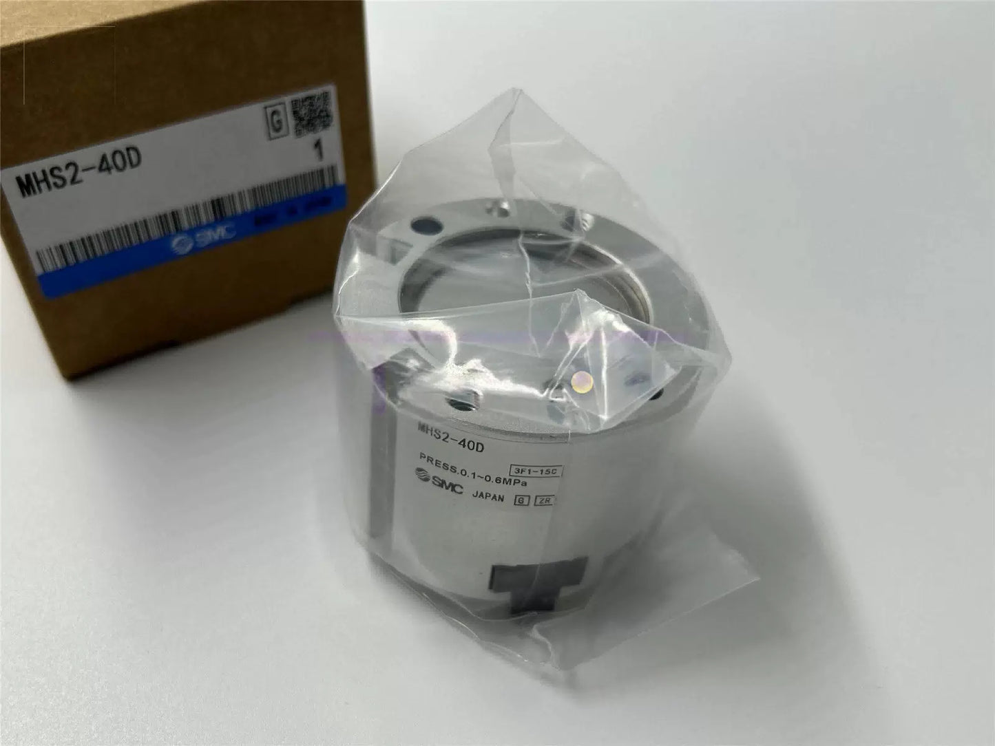 1 Piece SMC MHS2-40D Pneumatic Finger #C [9]