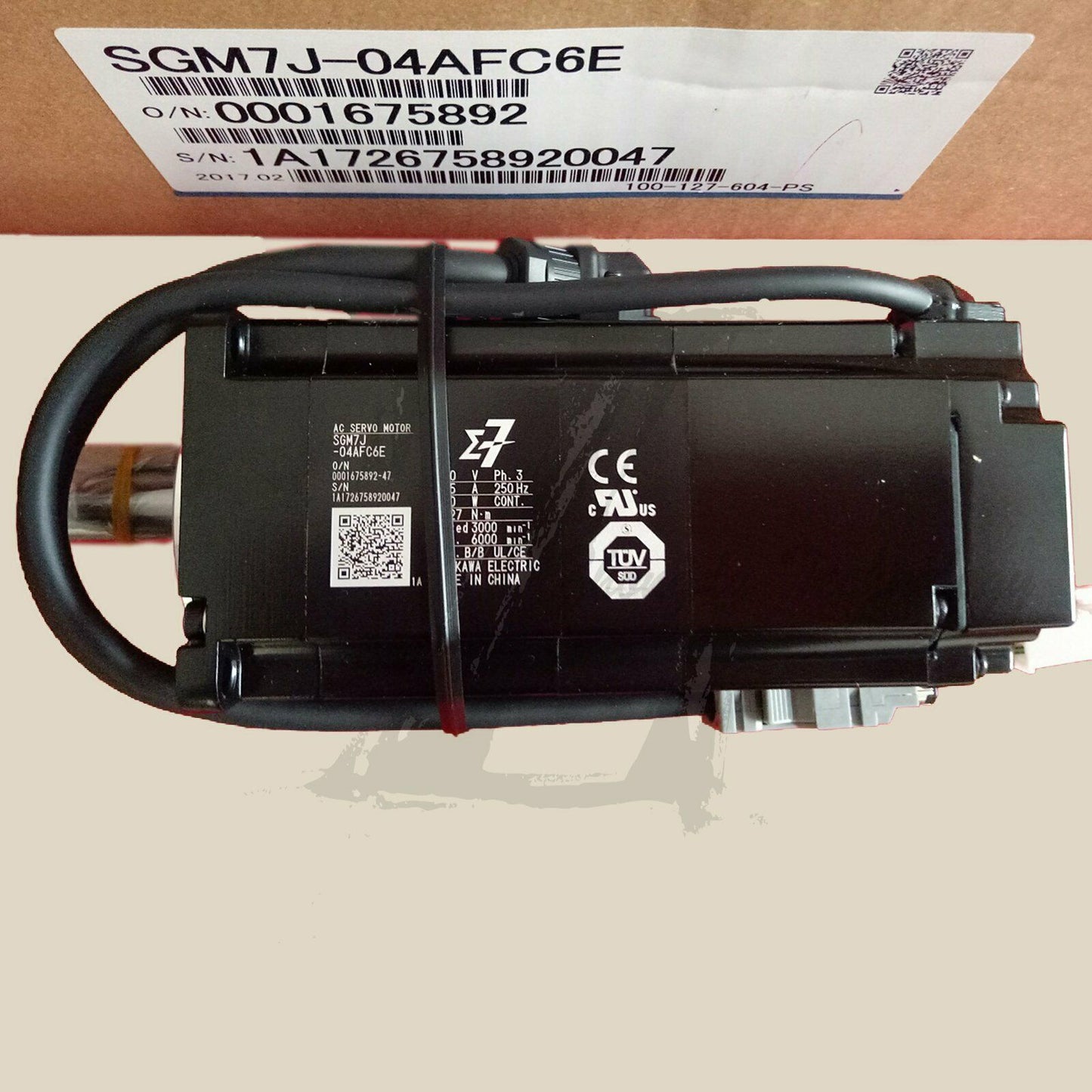 1pc new SGM7J-04AFC6E Yaskawa servo motor 400W with brake - YASKAWA