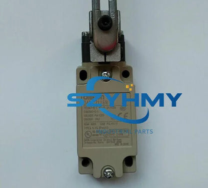 1pc New Omron D4B-2116N Limit Switch - High Performance Component - OMRON [1]