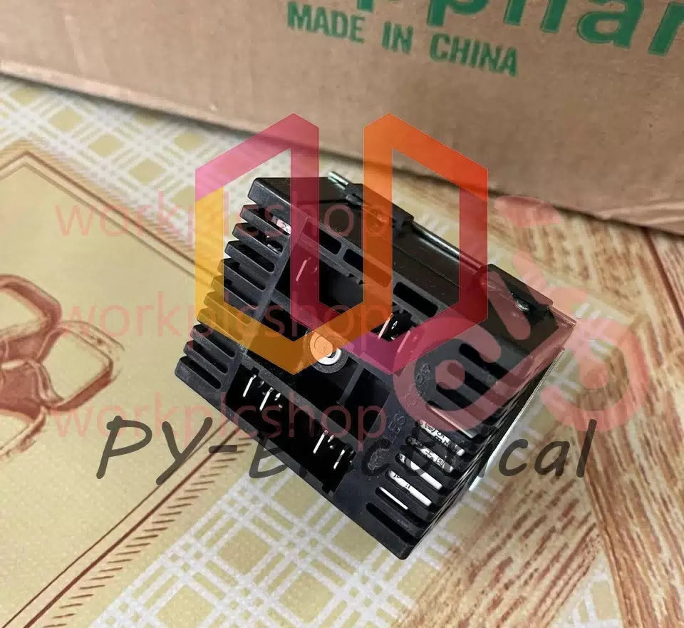 1pc ‎Control Switch 2.55 x2.3 x 2.1cm 316305102 REV.A 13.33A 240VAC [3]