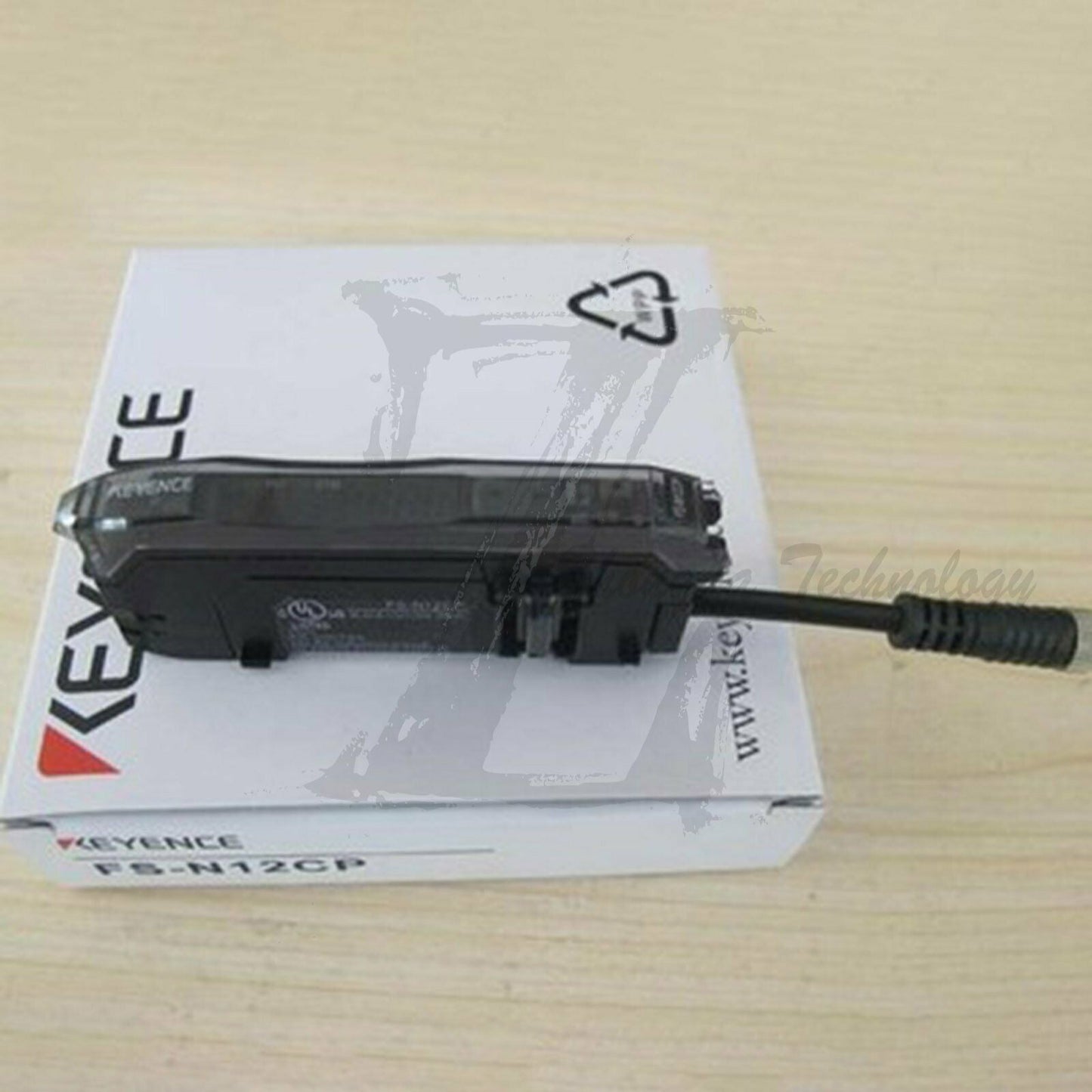 1pcs NEW KEYENCE FS-N12CP optical fiber amplifier - KEYENCE