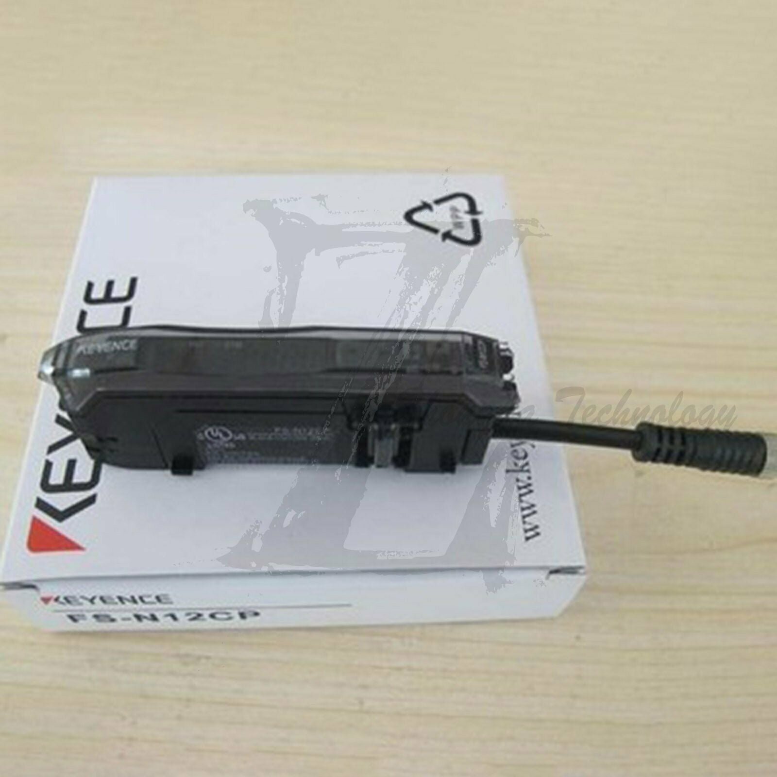 1pcs NEW KEYENCE FS-N12CP optical fiber amplifier - KEYENCE