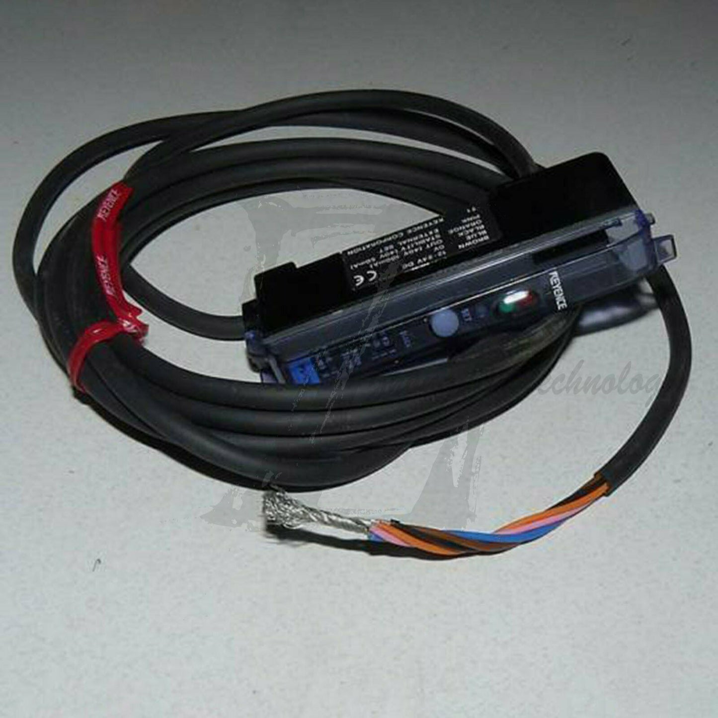 1pcs NEW KEYENCE FS-V31M optical fiber amplifier - KEYENCE