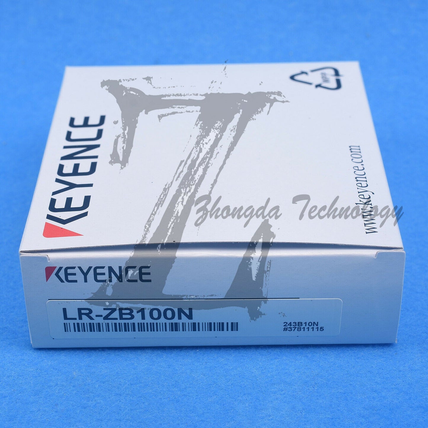 1pcs NEW KEYENCE LR-ZB100N laser sensor - KEYENCE