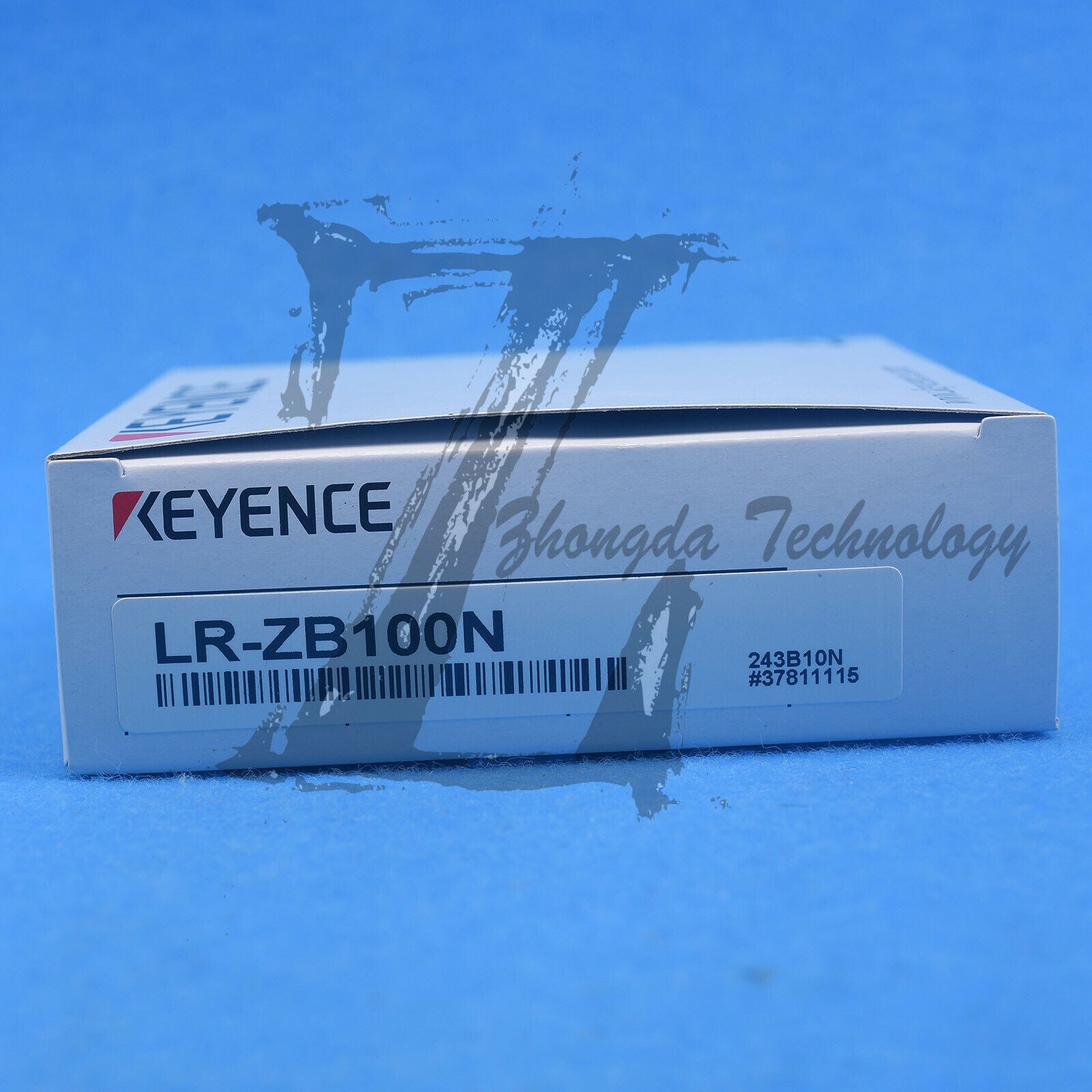 1pcs NEW KEYENCE LR-ZB100N laser sensor - KEYENCE