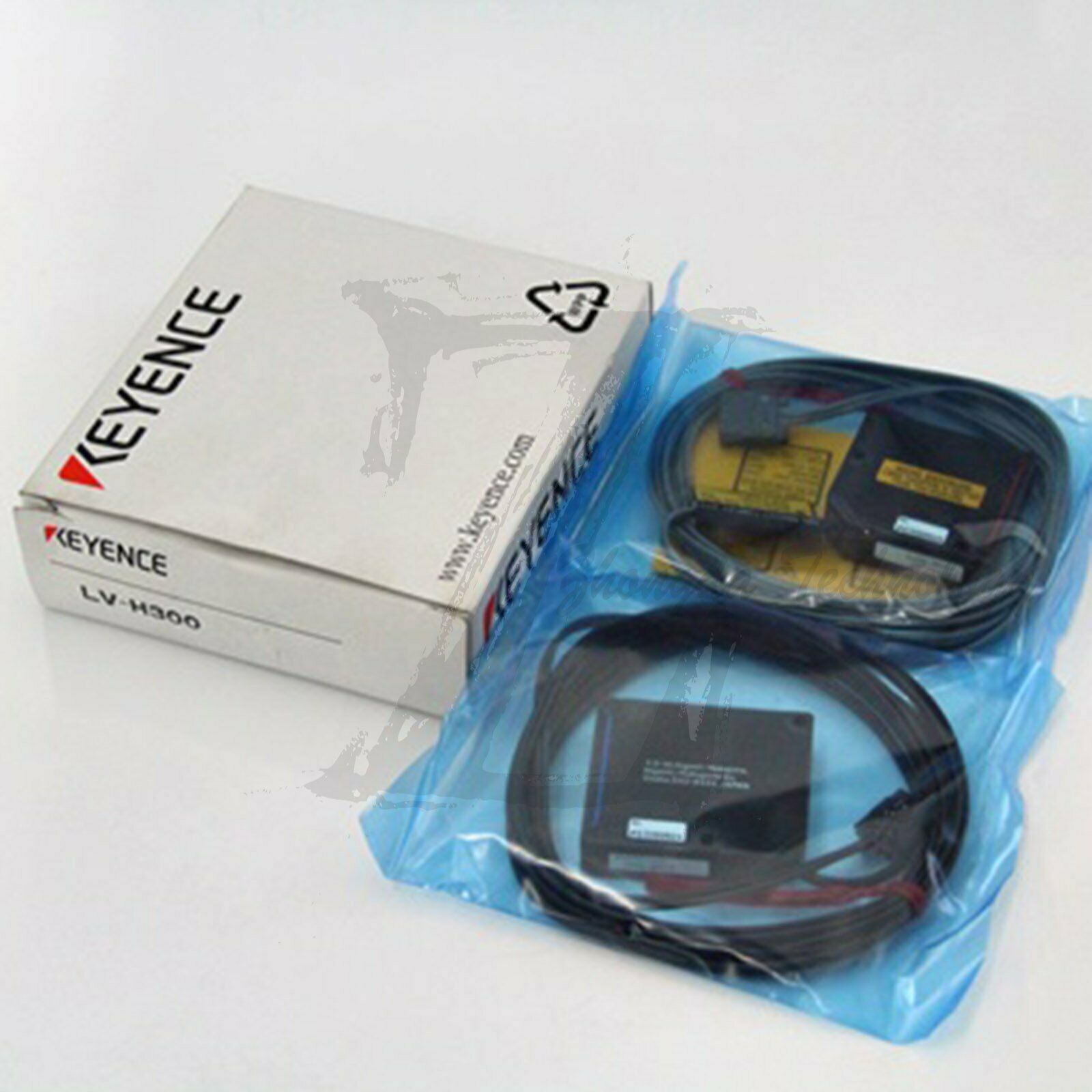1pcs NEW KEYENCE LV-H300 laser sensor - KEYENCE