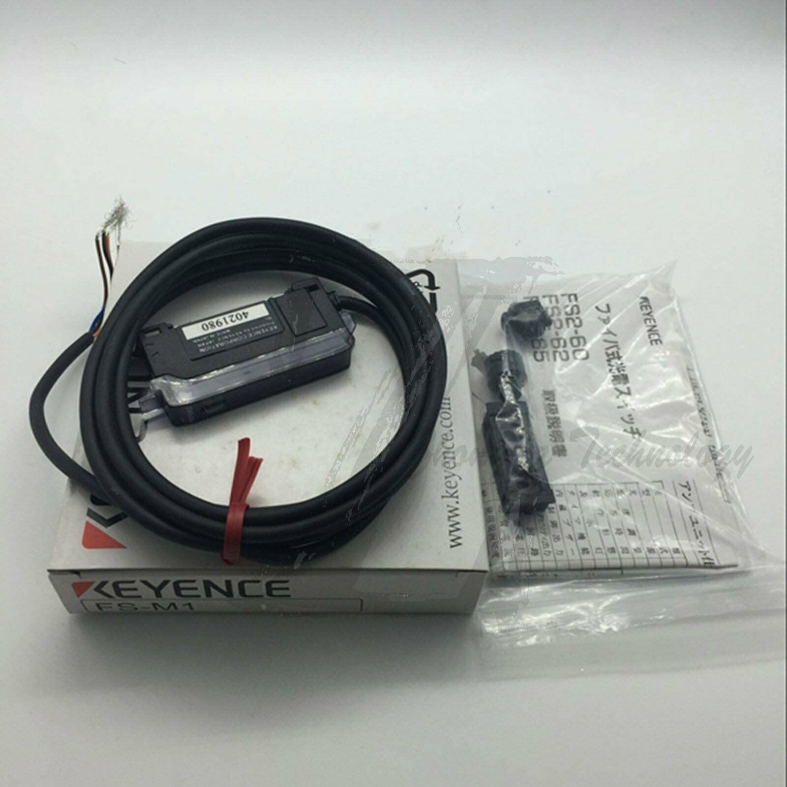 1pcs NEW Keyence ES-M1 Optical Fiber Amplifier - KEYENCE