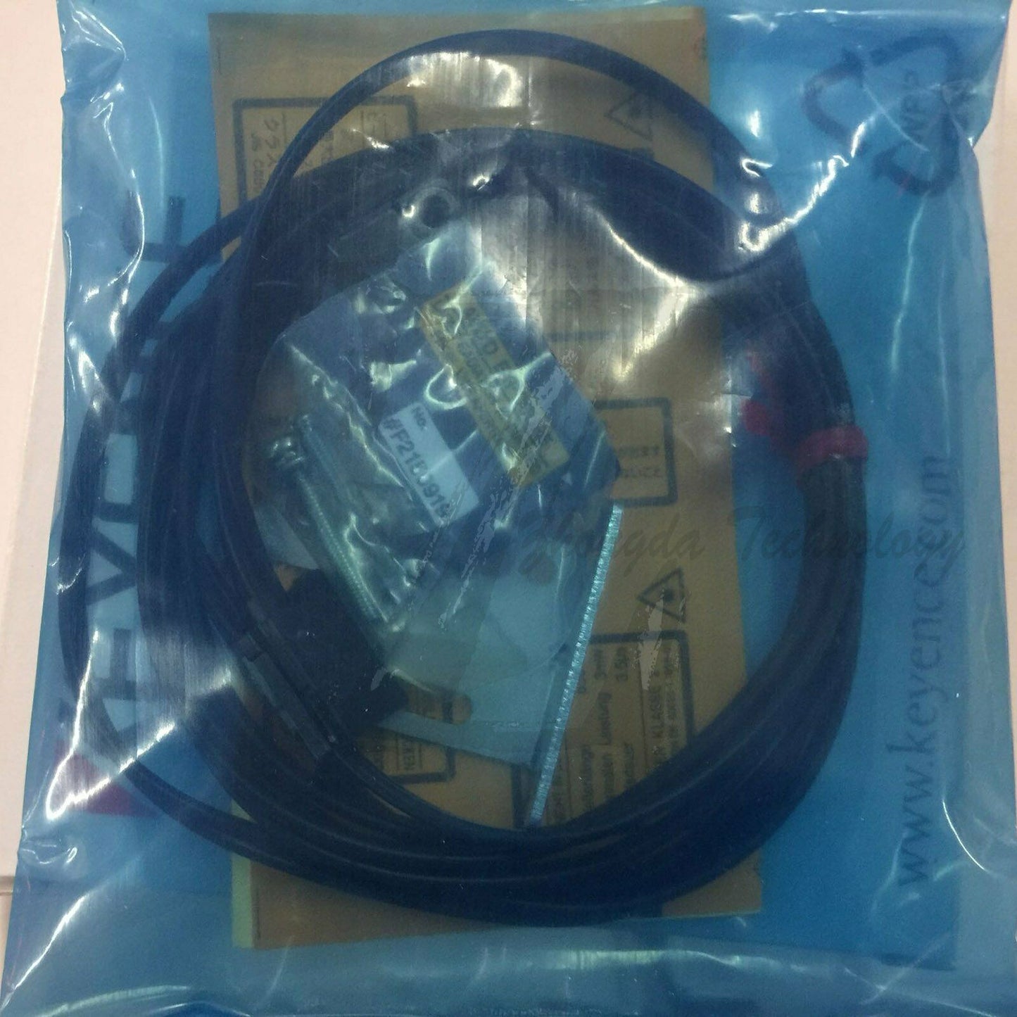 1pcs NEW Keyence LV-H42 Fiber Optic Sensor - KEYENCE