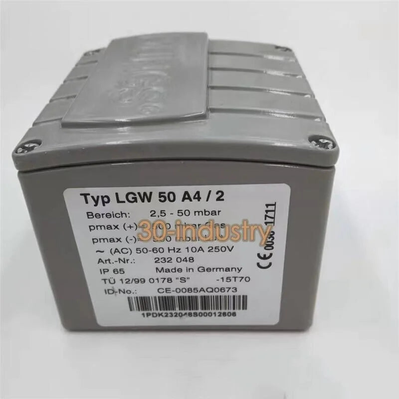 1pcs New In Box Dungs LGW50A4/2 Pressure Switch - KOEED [2]