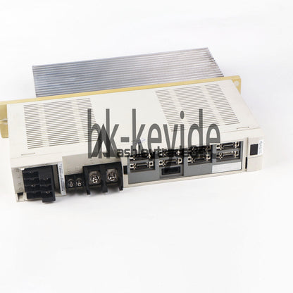 1PC MITSUBISHI AC SERVO DRIVER MDS-A-V2-1010 MDSAV21010